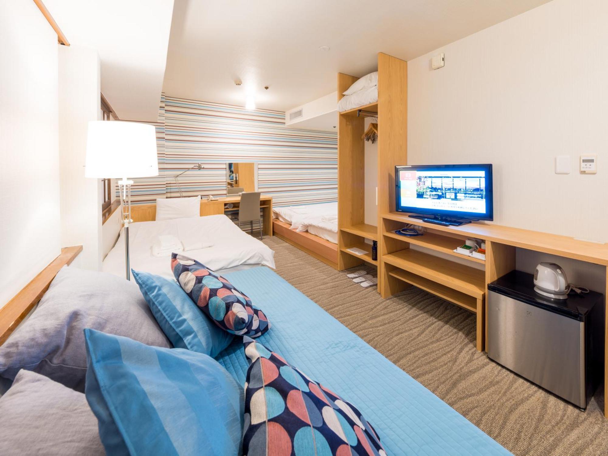New Osaka Hotel Екстер'єр фото