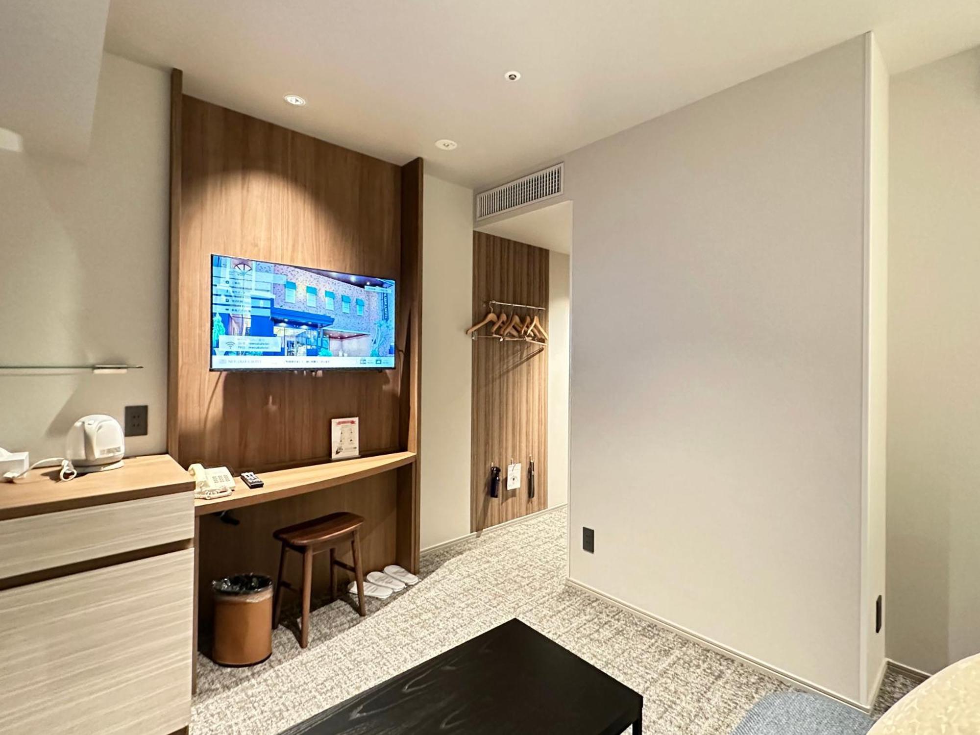 New Osaka Hotel Екстер'єр фото